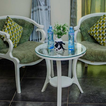 La Grande Hotel Kampala Eksteriør billede