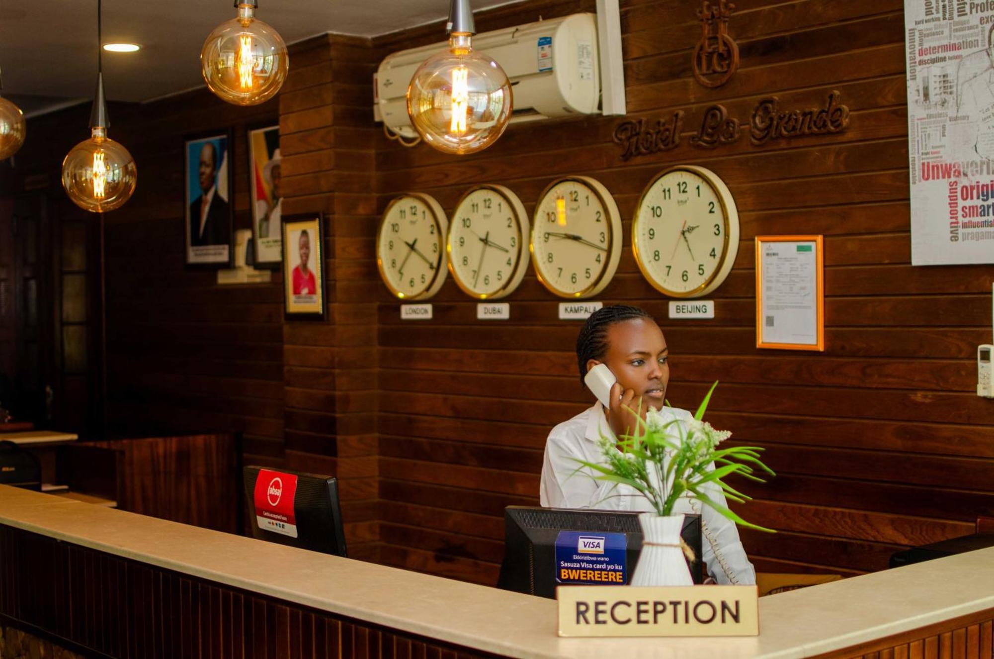 La Grande Hotel Kampala Eksteriør billede
